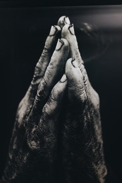 Prayer%20hands%20nathan dumlao 583574 unsplash